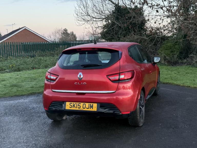 RENAULT CLIO 1.2 Dynamique MediaNav 1.2 16V 75 2015