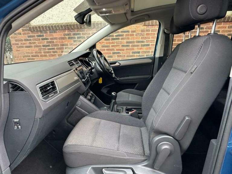 2017 Volkswagen Touran 1.2 TSI SE Family 5dr MPV PETROL Manual