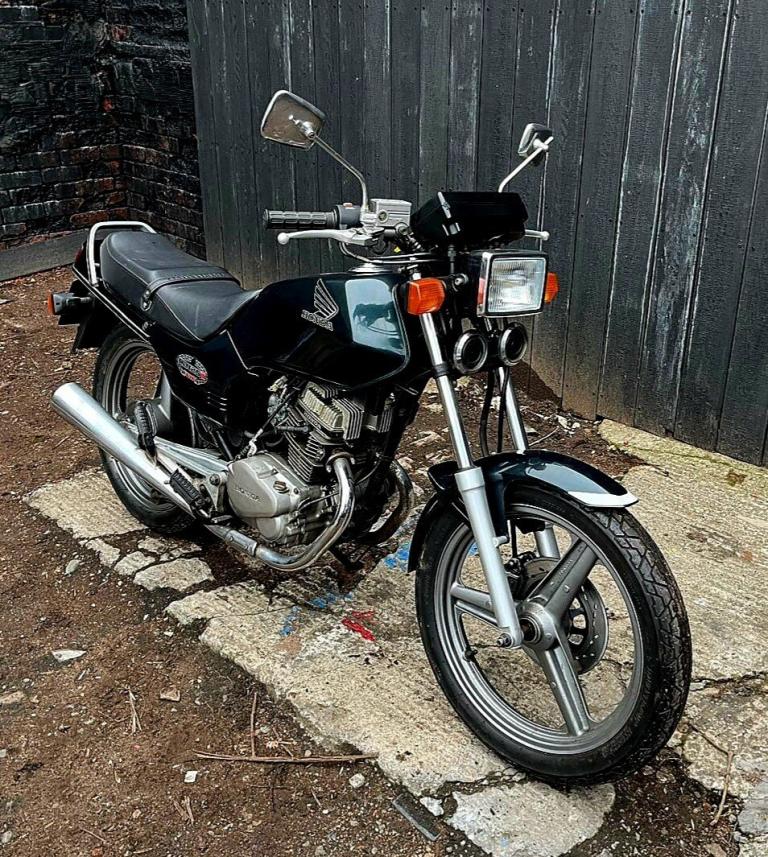 2022 Honda CB CB125 TDE Classic Petrol Manual
