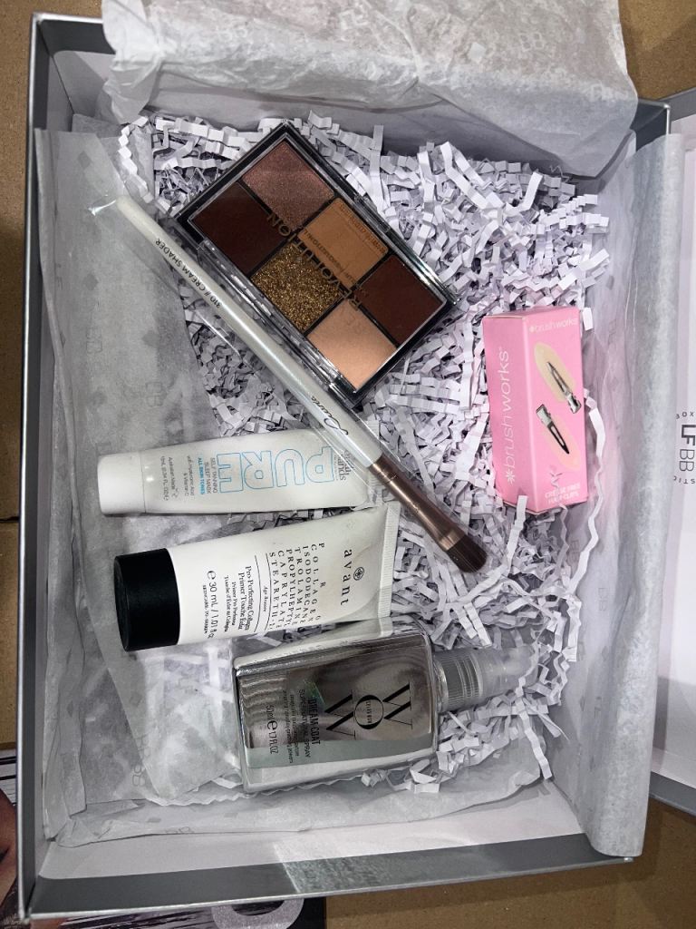 New Makeup and Hair Care Set