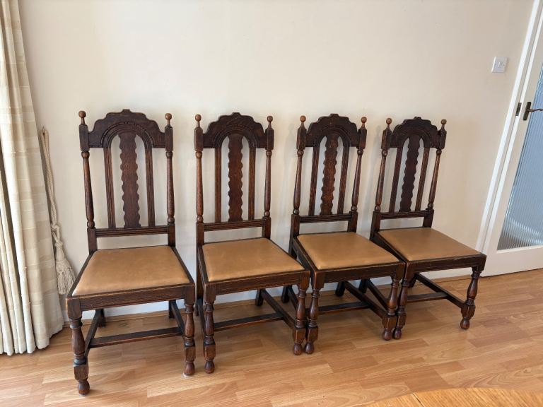 Set of 4 antique oak / Gothic style Dining Chairs 