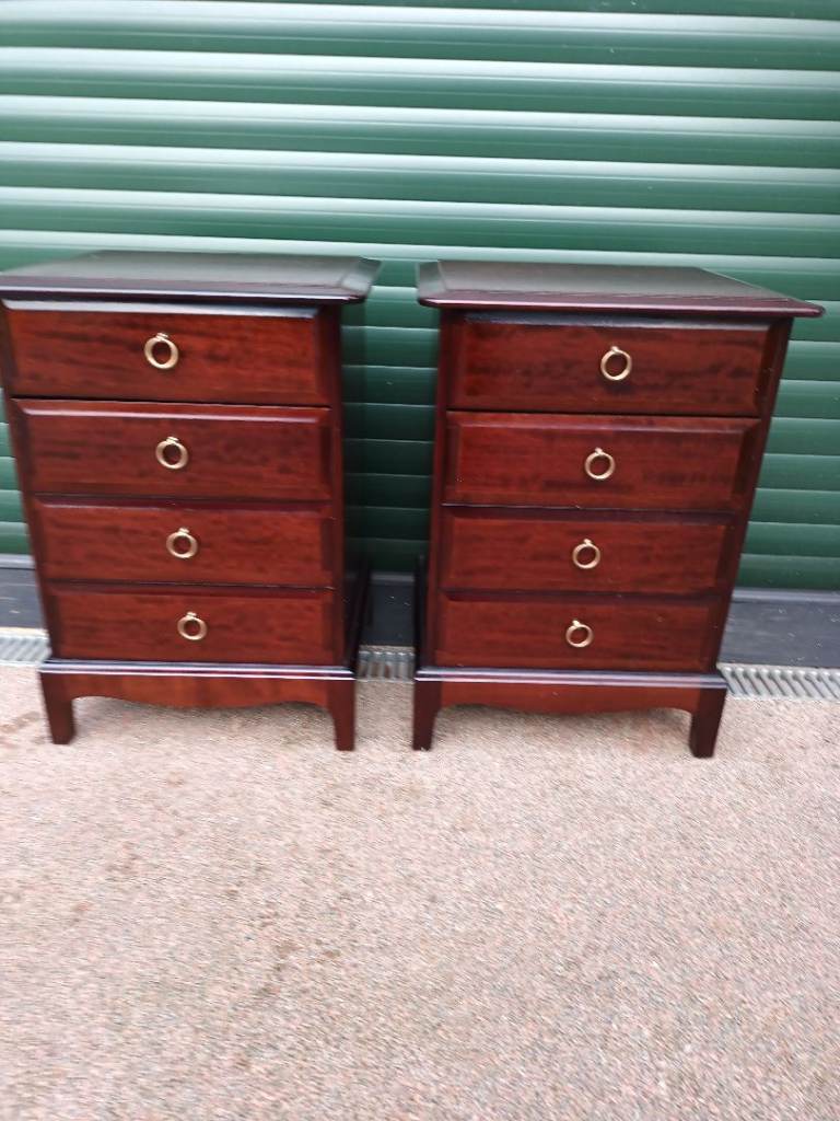 Stag Furniture 2 X Bedside Cabinets/ Tables
