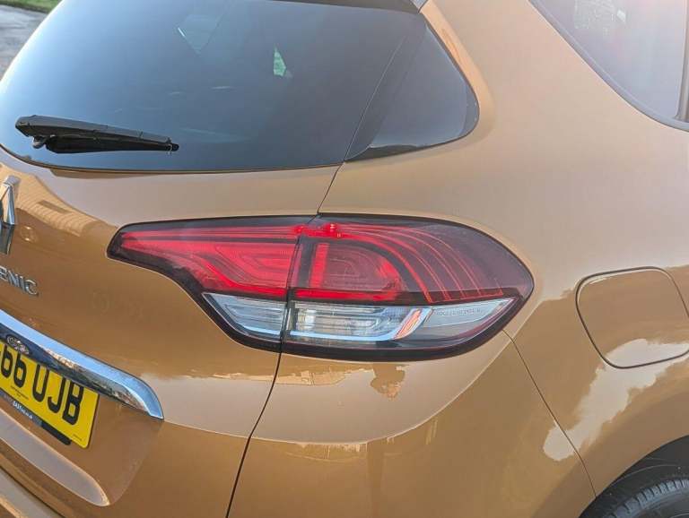 2016 Renault Scenic 1.6 dCi Dynamique S Nav 5dr MPV DIESEL Manual