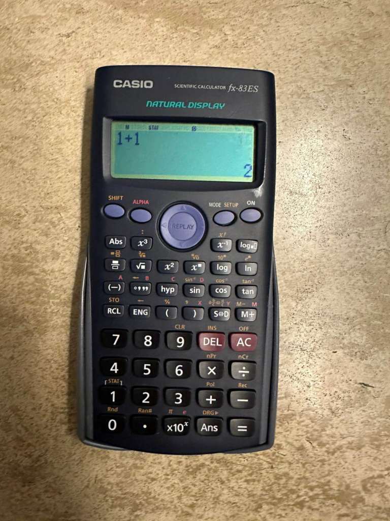 Casio FX-83 ES