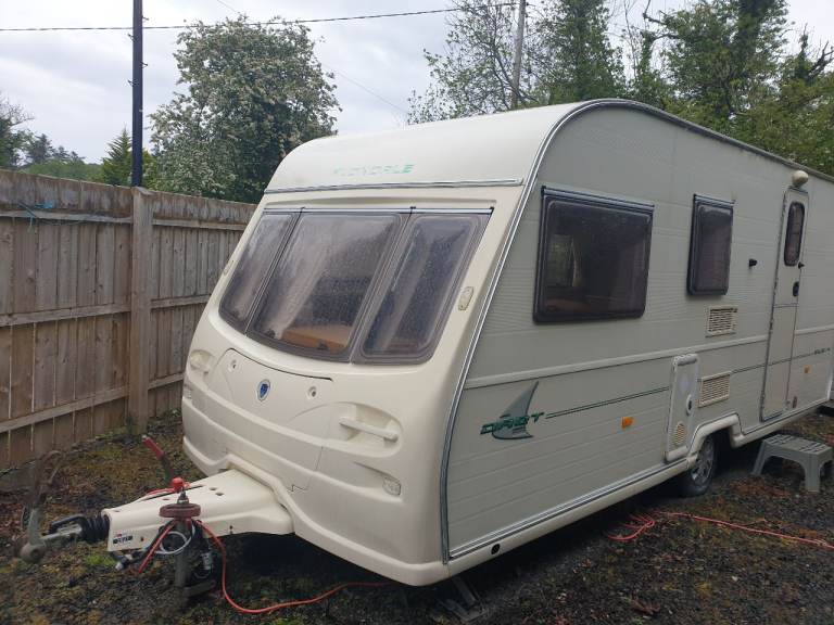 Caravan 2003