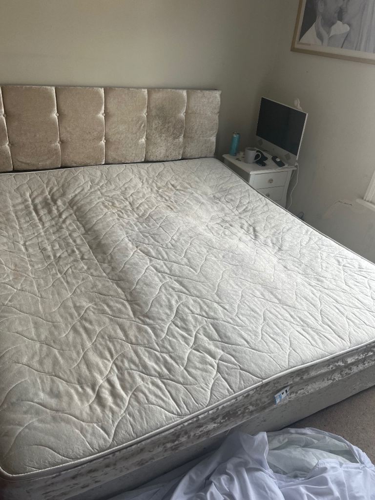 FREE Kingsize mattress (and bed) 