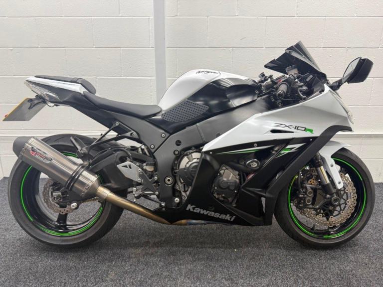 Kawasaki ZX10 R Ninja ** Lovely Condition - Service History - Warranty **