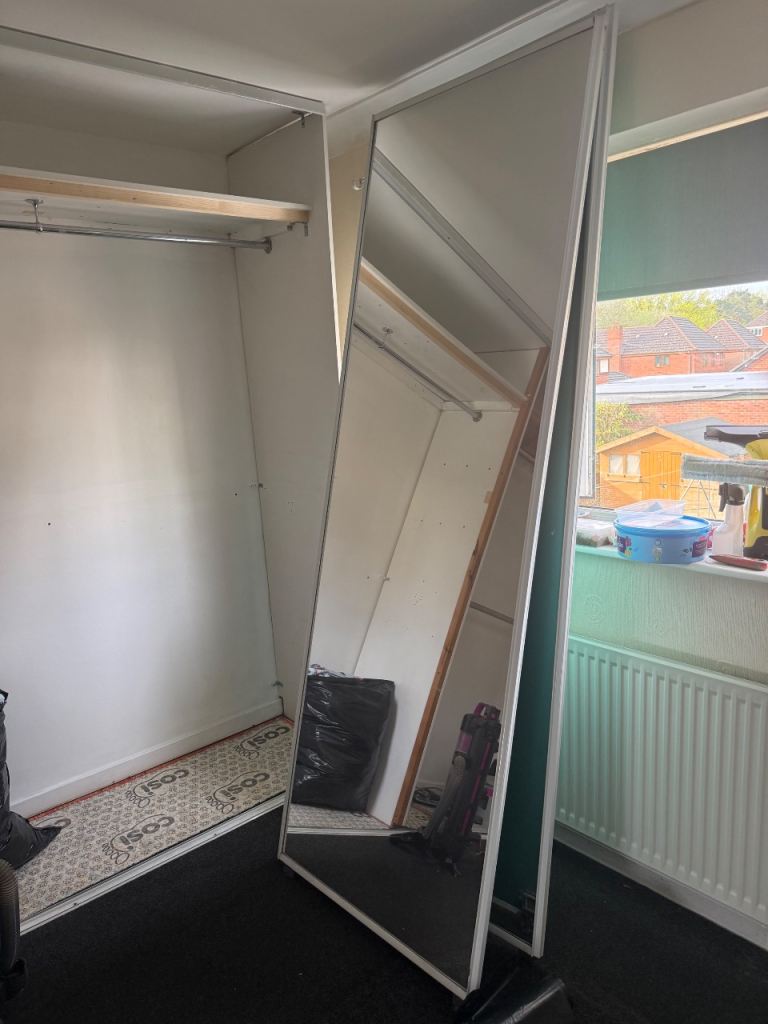 Free 4 mirror wardrobe doors and track 