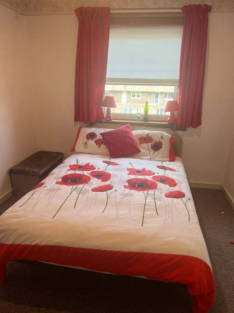 Room to rent 