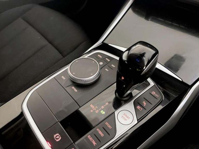 2021 BMW 3 Series 2.0 330e 12kWh SE Pro Touring Auto Euro 6 (s/s) 5dr Automatic Estate Hybrid Aut...