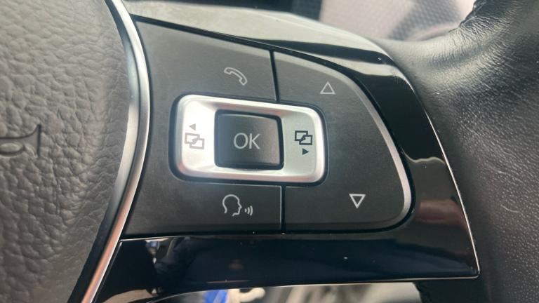 2022 Volkswagen up! 1.0 65PS R-Line 5dr HATCHBACK PETROL Manual