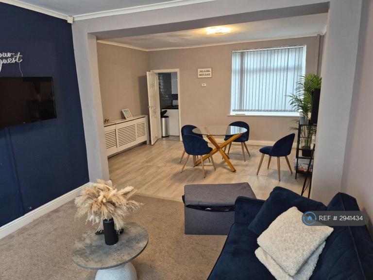 2 bedroom house in Hobson St, Manchester, M35 (2 bed) (#2941434)