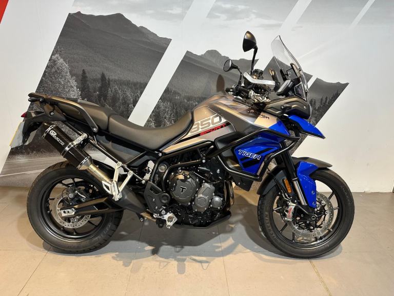 Triumph Tiger 850 Sport 2022 with only 5605 miles 
