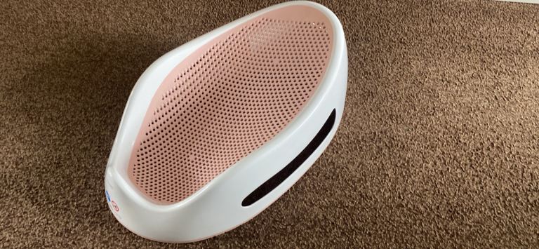 Angelcare Baby Bath Support – White and Pink, As Good As New