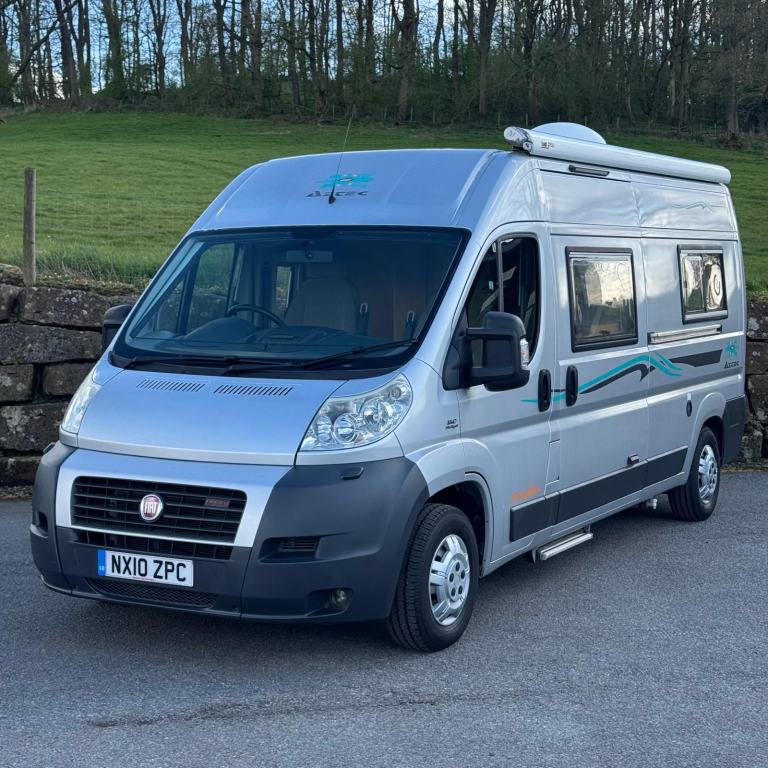 2010 Devon Aztec Coachbuilt motorhome - 2 berth - Automatic - 25700 miles 