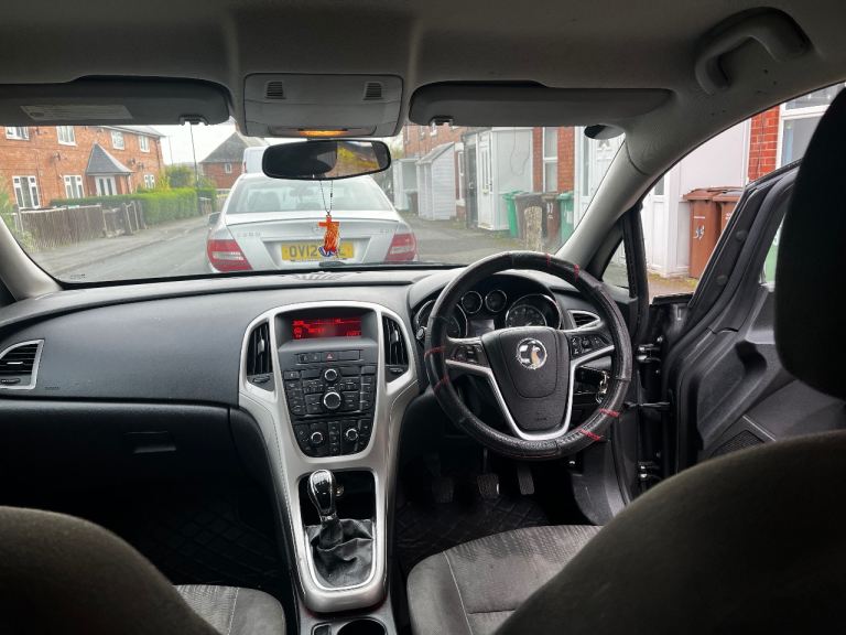 Vauxhall, ASTRA, Hatchback, 2011, Manual, 1398 (cc), 5 doors
