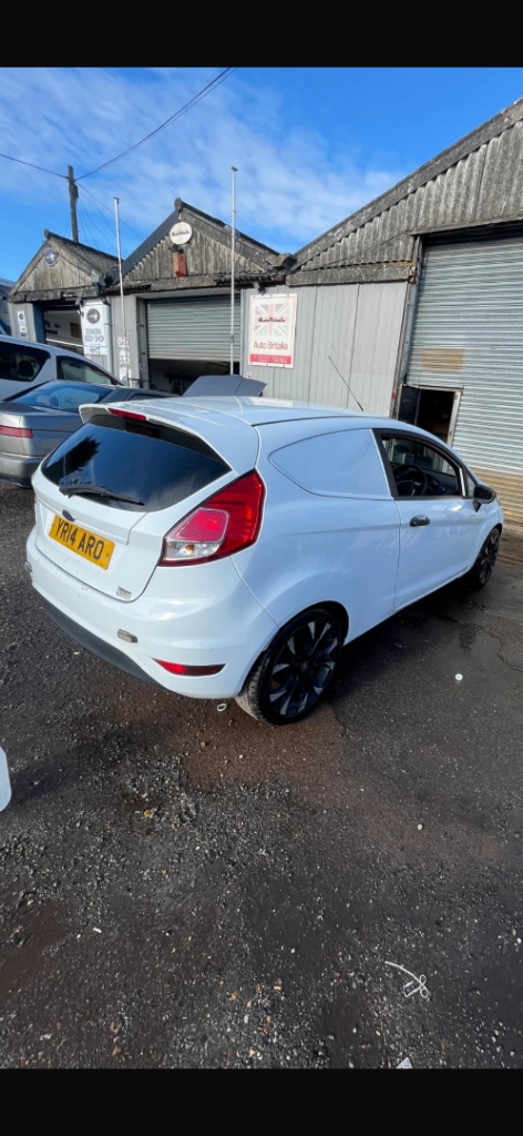 Ford, FIESTA, Car Derived Van, 2014, Manual, 1496 (cc)