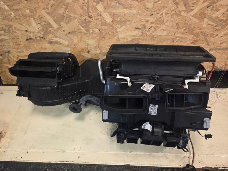 Audi A7 C7 Heater Matrix Box Flap  Actuators Core Housing 4g2816005c