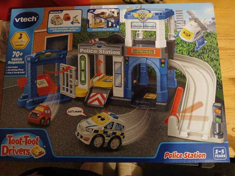 VTECH toot toot drivers police station