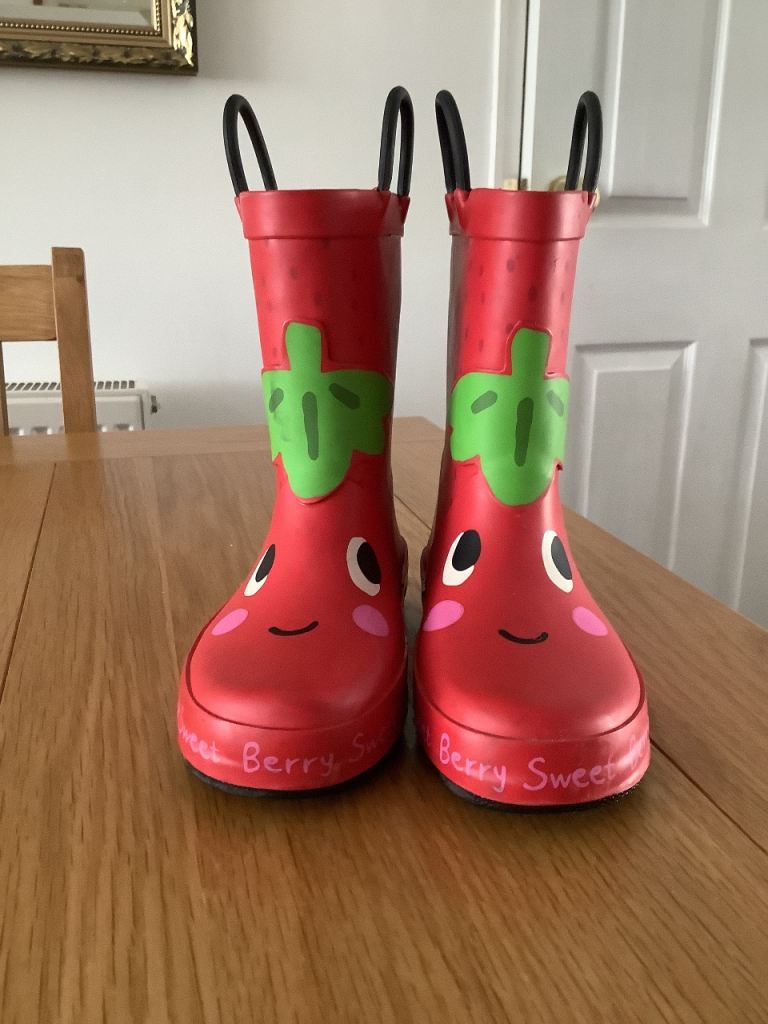 Kids Red Strawberry Wellies – Berry Sweet, As Good As New