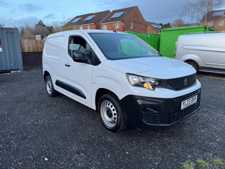 2023 Peugeot Partner 1000 1.5 BlueHDi 100 Professional Premium + Van PANEL VAN Diesel Manual