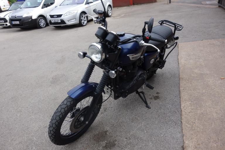 Triumph Bonneville BONNEVILLE SCRAMBLER 2016/66