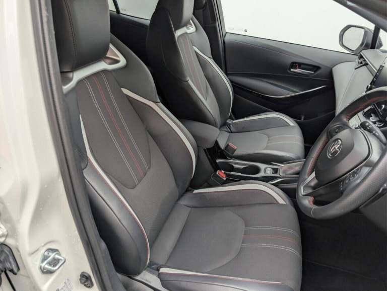 2021 Toyota Corolla 2.0 VVT-h GPF GR SPORT Hatchback 5dr Petrol Hybrid CVT Euro 6 (s/s) (184 ps H...