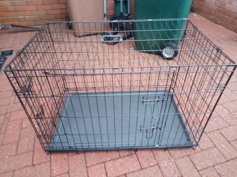 Dog cage medium size 