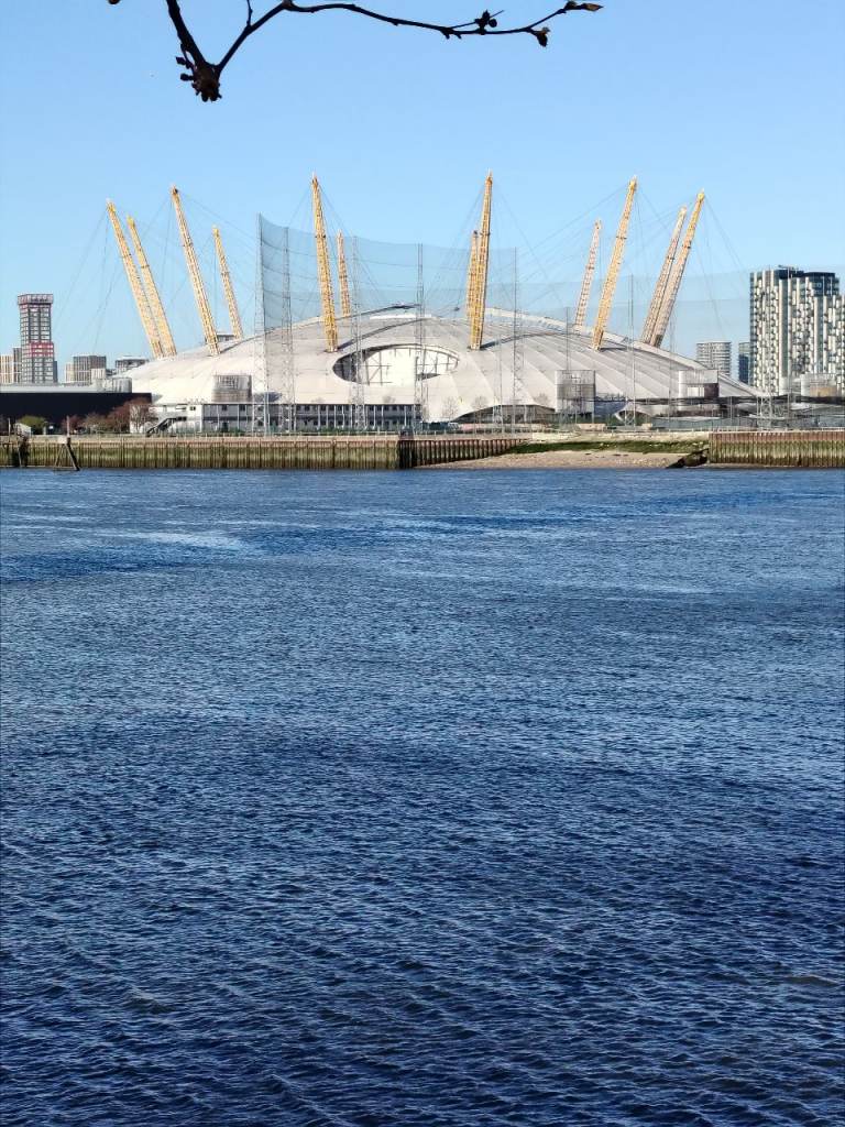 Double room to let canary wharf 