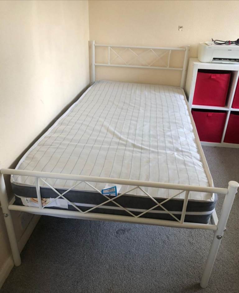White Single Metal Bed Frame with Mattress – Good Condition