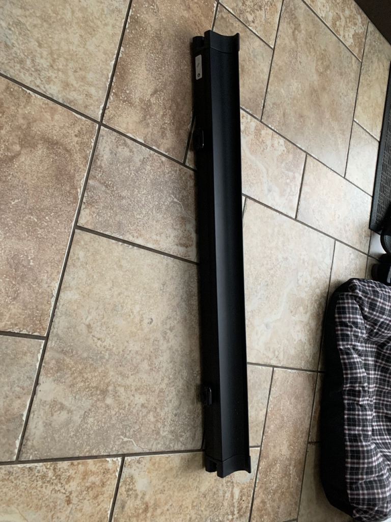 BMW Retractable dog guard 