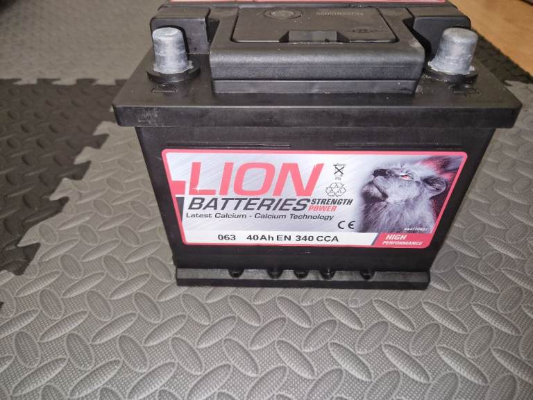 Small car battery  Lion 063 40Ah 340 CCA