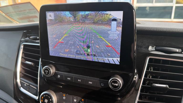 2021 Ford Transit Custom 320 L1 Diesel Fwd 2.0 EcoBlue 170ps Low Roof D/Cab Active Van Auto Crew ...