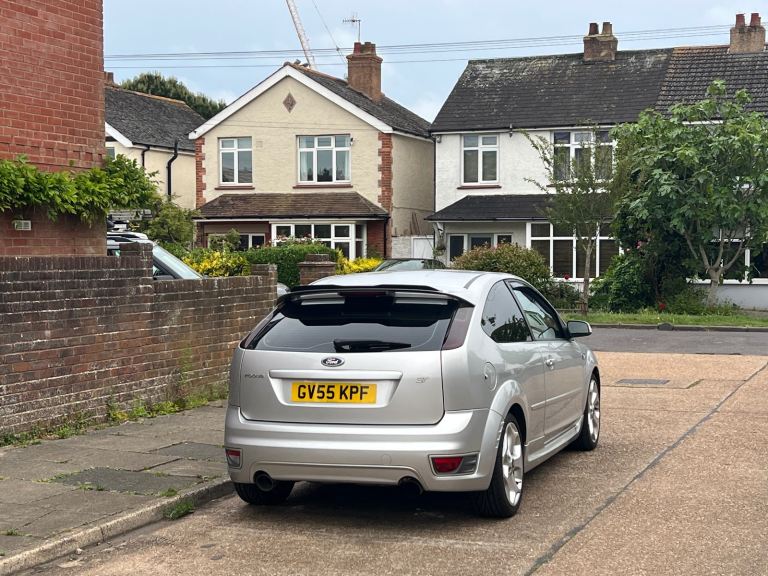 Ford, FOCUS, Hatchback, 2006, Manual, 2522 (cc), 3 doors