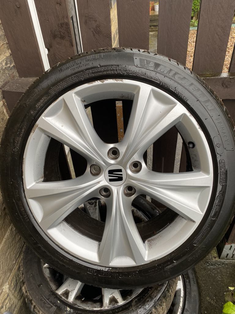 2021 seat Leon Fr alloy 