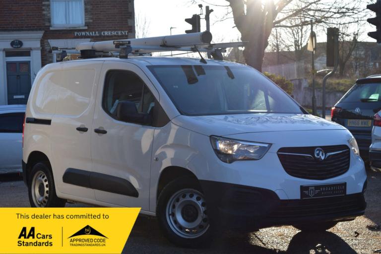 2019 Vauxhall Combo 1.6 Combo 2300 Edition S/S Panel Van Diesel Manual