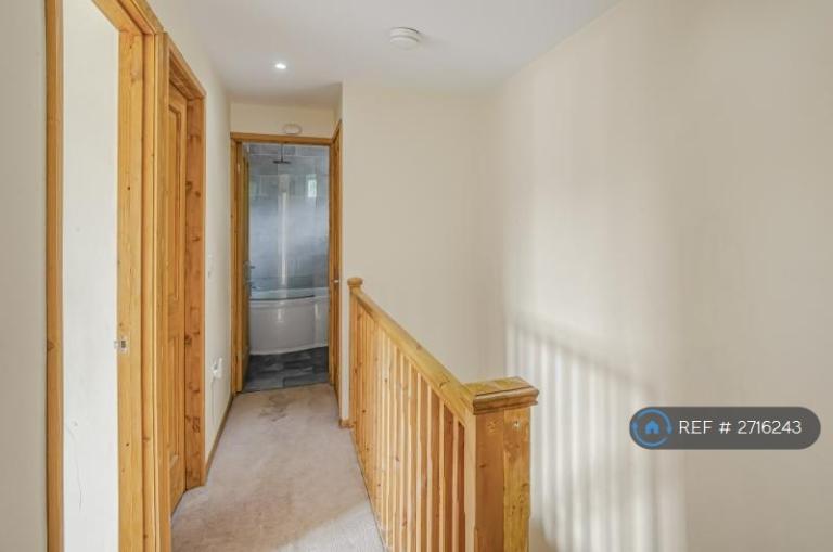 3 bedroom house in Green Oak Avenue, Sheffield, S17 (3 bed) (#2716243)