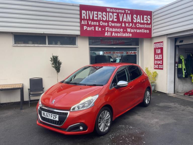 2017 Peugeot 208 1.2 PureTech 82 Allure 5dr HATCHBACK Petrol Manual
