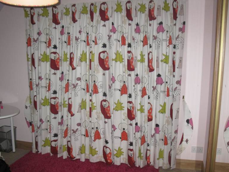 Children's Curtains-Thermal Black-Out, Lined.  Ex John Lewis.  Fit window 1800mm wide x 1000mm high