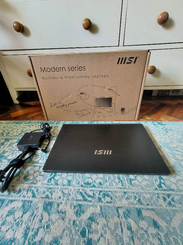 MSI Modern 15 Laptop | 13th Gen i5 | 16GB RAM | 512GB SSD | Windows 11 | Excellent Condition
