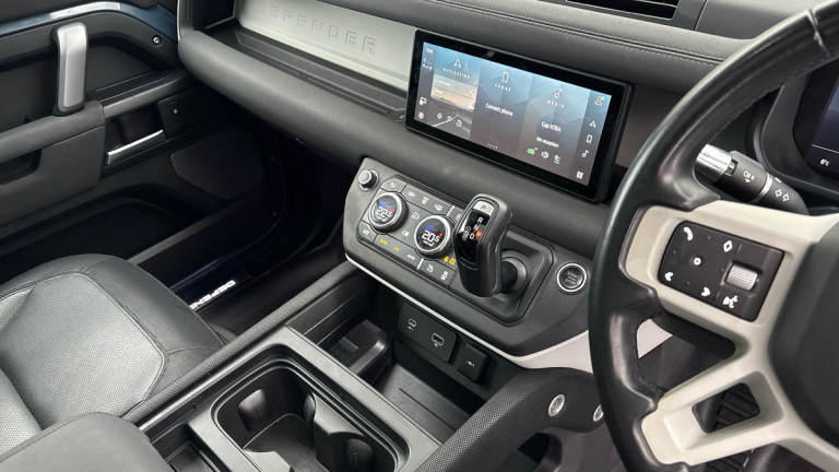 2021 Land Rover Defender 110 2.0 P400e 15.4kWh X-Dynamic S SUV 5dr Petrol Plug-in Hybrid Auto 4WD...