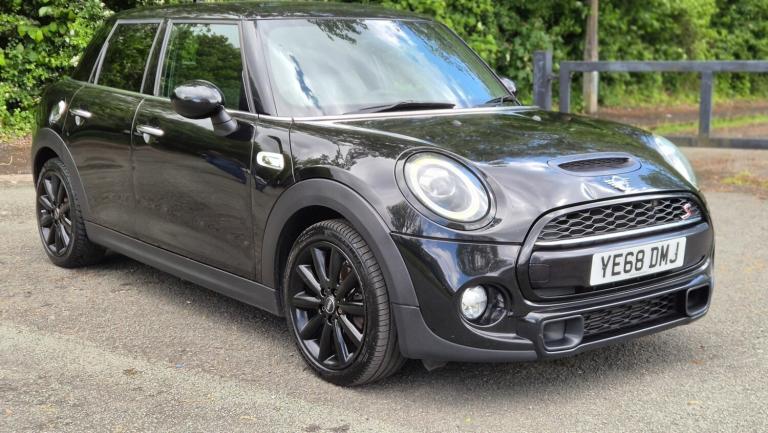 2018 MINI Hatch 2.0 Cooper S II 5dr Auto ESTATE Petrol Automatic