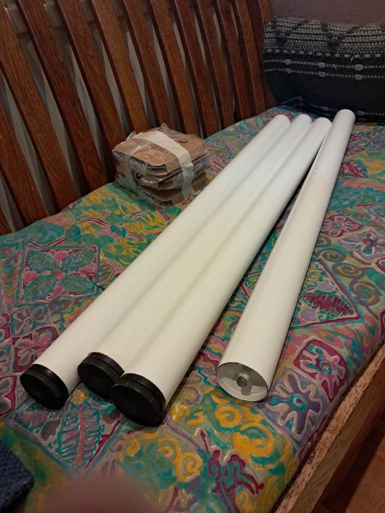 4 Ikea legs