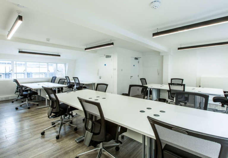 4 to 40 Person Private Office Suites to rent in *Marylebone*, Central London NW1