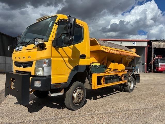 2015 Mitsubishi Canter Fusion 6c 18 4x4