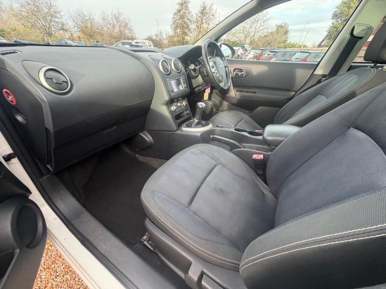 2010 Nissan Qashqai 1.6 n-tec SUV 5dr Petrol Manual 2WD Euro 4 (115 ps) Petrol