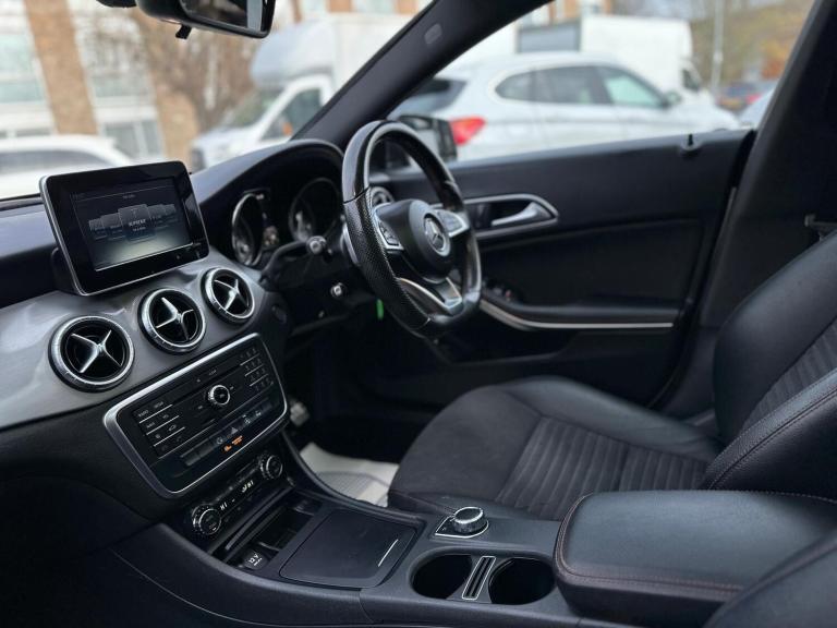 2015 Mercedes-Benz CLA 2.1 CLA220 CDI AMG Sport Coupe 7G-DCT Euro 6 (s/s) 4dr SALOON Diesel Autom...
