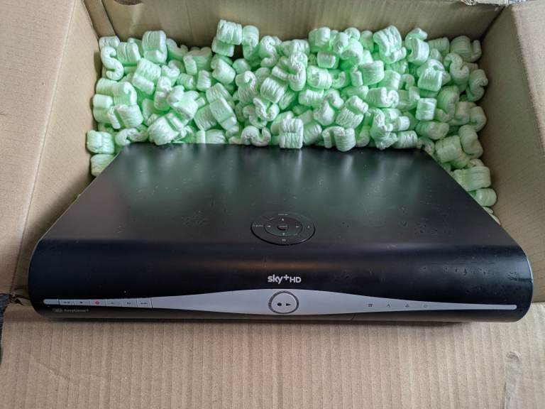 Sky+ HD Box – and dish full set 