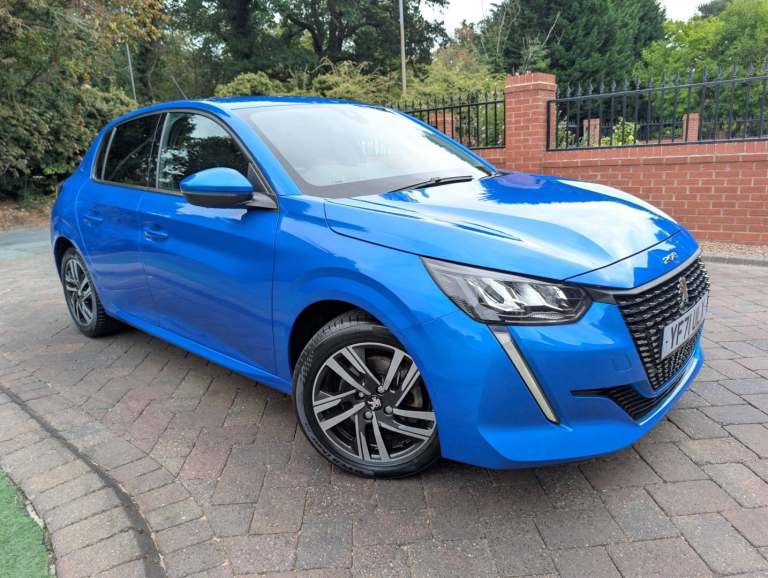 2021 Peugeot 208 1.5 BlueHDi 100 Allure *1 Former Keeper, Just Serviced & MOT 10/27* HATCHBACK Di...