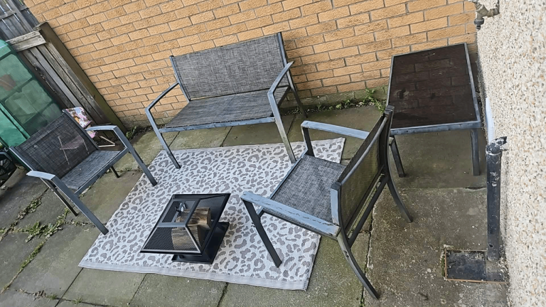Garden furniture set FREE